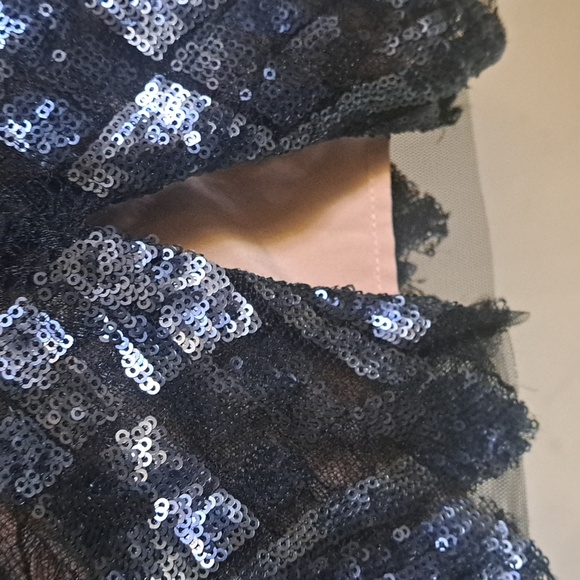 BCBGMAXAZRIA 'Samara' Sequin Lace Sheath Dress 12 - Picture 11 of 13